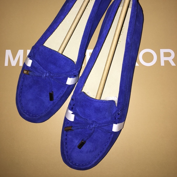 NWT - MICHAEL KORS BLUE SUEDE MOCS - SIZE 8M - Picture 6 of 8